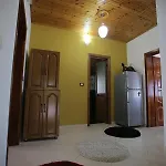 Dori Ani * ティラナ