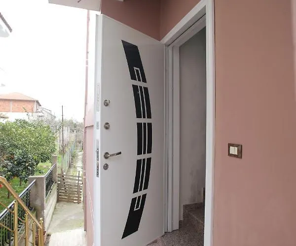 Dori Ani * Tirana