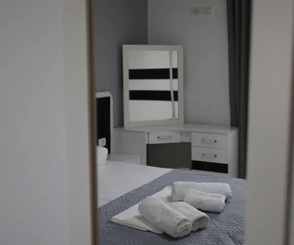 Dori Ani Appartement *